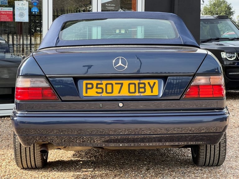 1997 P MERCEDES-BENZ E-CLASS 2.2 E220 2D AUTO 150 BHP