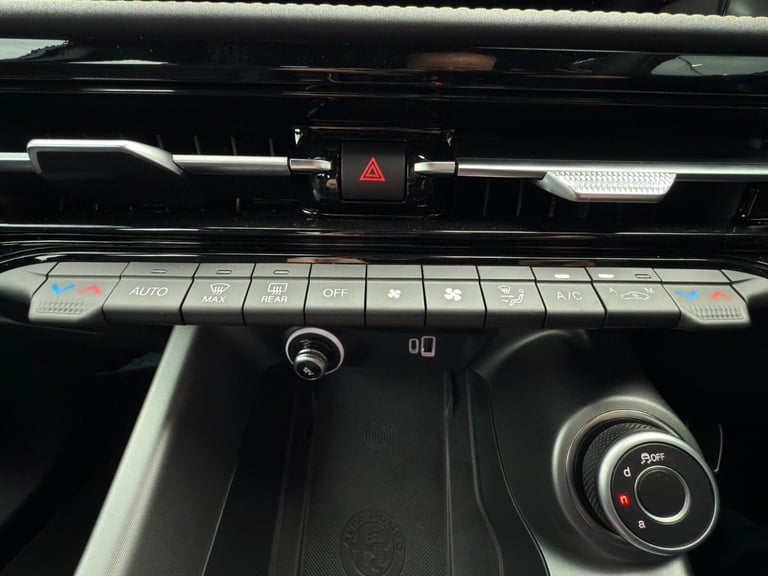 2023 Alfa Romeo Tonale 1.5 MHEV Ti 5dr Auto Hatchback Petrol Automatic