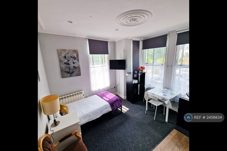 Studio flat in Riverside Road, Norwich, NR1 (#2458834)