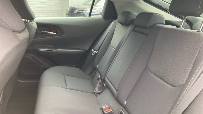 2025 Toyota Prius 2.0 PHEV Design 5dr CVT HATCHBACK PETROL/ELECTRIC Automatic