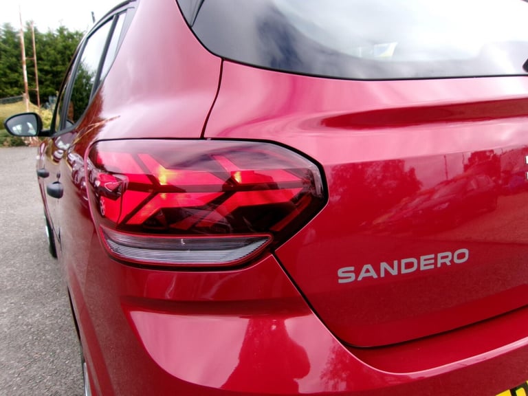 2023 Dacia Sandero 1.0 TCe Essential Euro 6 (s/s) 5dr HATCHBACK Petrol Manual