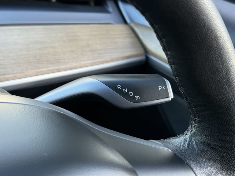 2021 Tesla Model 3 Standard Plus 4dr Auto SALOON ELECTRIC Automatic