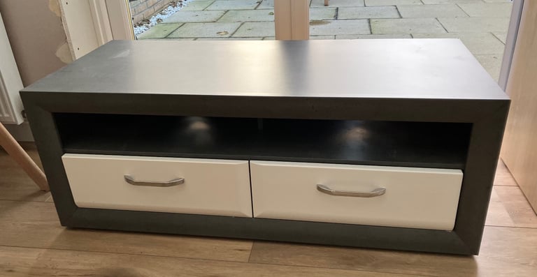 TV Unit with storage