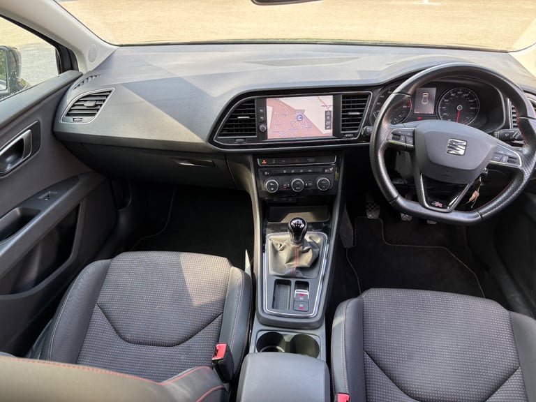 Seat Leon fr 1.5 petrol 2018 plate only 35,000 miles 