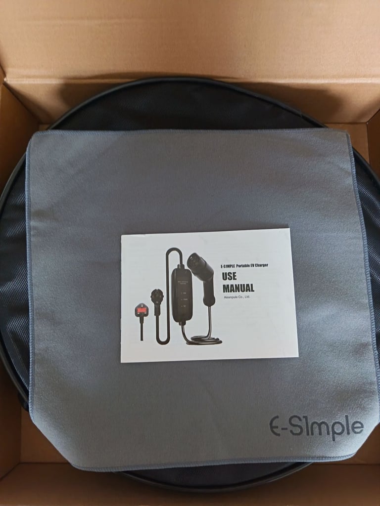E-S1mple Portable EV Charger