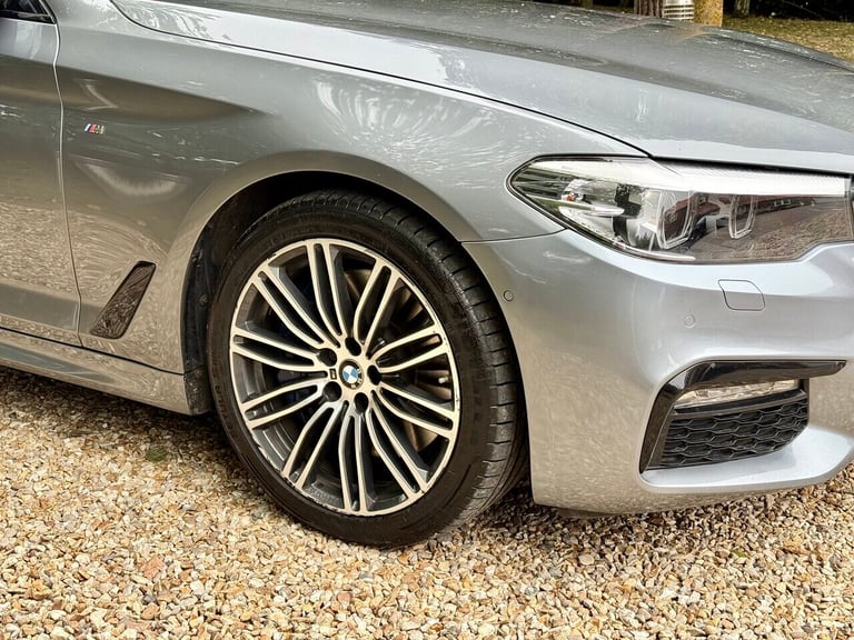 2017 BMW 5 Series 3.0 540I Xdrive M Sport AUTO 4dr Saloon Petrol Automatic