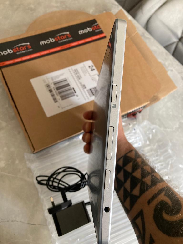 Tablet / Laptop and New DelphiE diagnostics tool cars and trucks 2021 