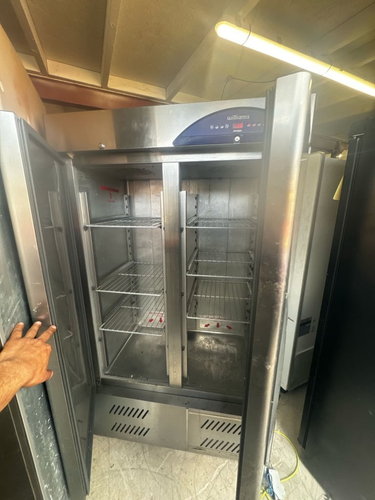 Commercial double door fridge cafe shop restaurant chiller 