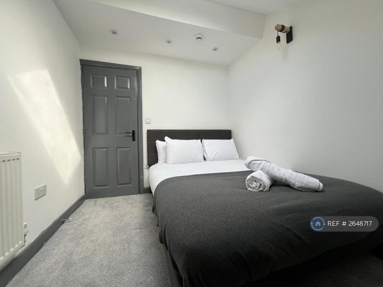 2 bedroom flat in Balmoral Road, Fairfield, Liverpool, L6 (2 bed) (#2648717)