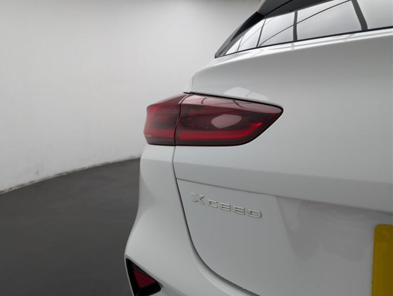 2022 Kia XCeed 1.5 T-GDi 3 SUV 5dr Petrol Manual Euro 6 (s/s) (158 bhp) - SAT NAV + PRIVAC HATCHB...