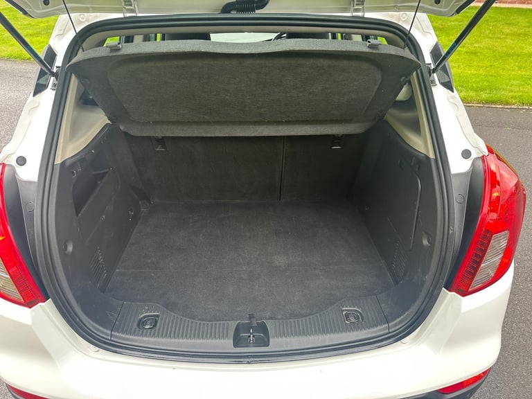 2017 Vauxhall Mokka X 1.6 CDTI 135 BHP DESIGN 4X4 AWD *** NEW MOT ***