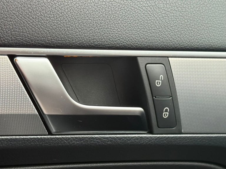 2013 Mercedes-Benz E Class 3.0 E350d V6 BlueTEC AMG Sport Coupe 2dr Diesel G-Tronic+ Euro 6 (s/s)...