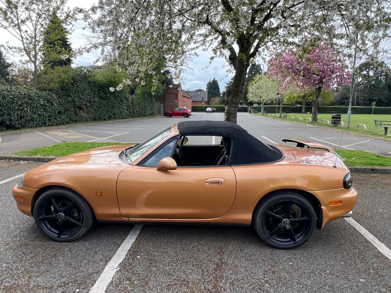 Mazda, MX-5, Convertible, 1998, Manual, 1839 (cc), 2 doors