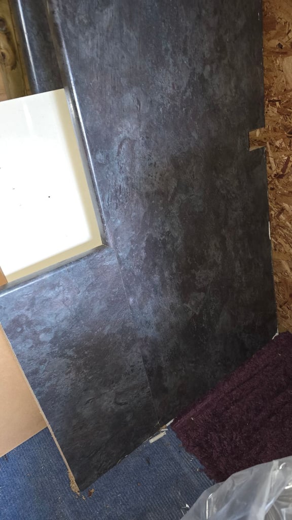 Kitchen worktops ONLY AVAILABLE FOR A FEW DAYS!