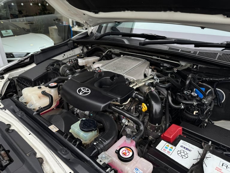 2020 Toyota Hilux 2.4 D-4D Invincible X Auto 4WD Euro 6 (s/s) 4dr (TSS) PICK UP Diesel Automatic