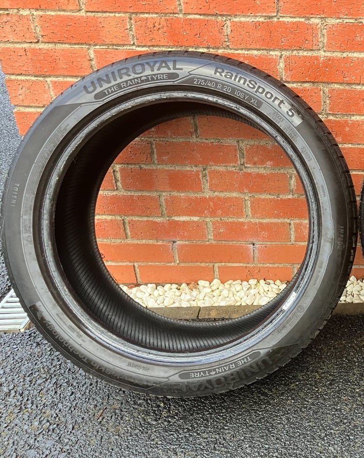 Pair of 275 40 20 XL Uniroyal Rainsport 5 4x4 XL Tyres 