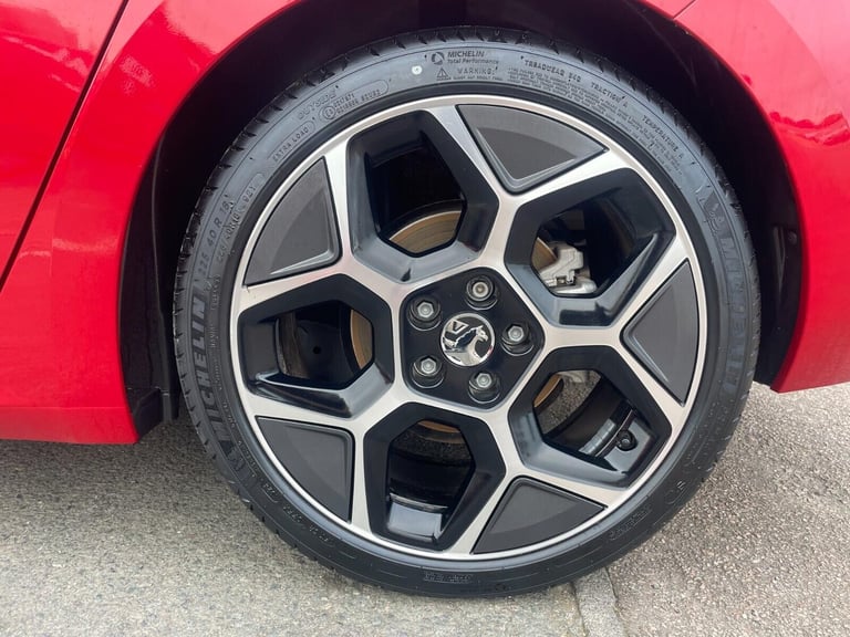 2025 Vauxhall Astra Ultimate 1.2T 145PS MHEV Hybrid e-DCT6 Auto HATCHBACK Petrol/Electric Hybrid ...