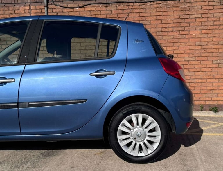 2010 Renault Clio 1.2 TCE I-Music 5dr HATCHBACK PETROL Manual