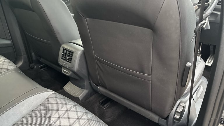 2022 Volkswagen T-Roc 1.5 TSI R-Line 5dr DSG Petrol Hatchback Hatchback Petrol Automatic