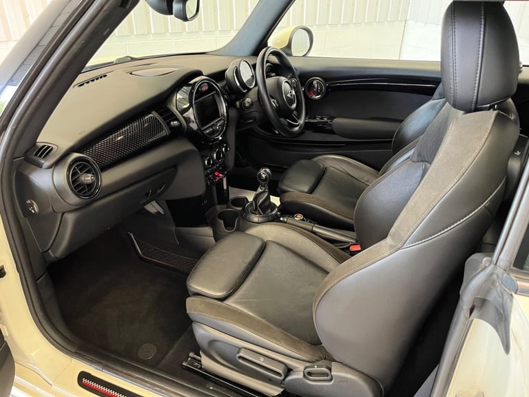 2017 MINI Convertible 2.0 John Cooper Works Euro 6 (s/s) 2dr CONVERTIBLE Petrol Manual