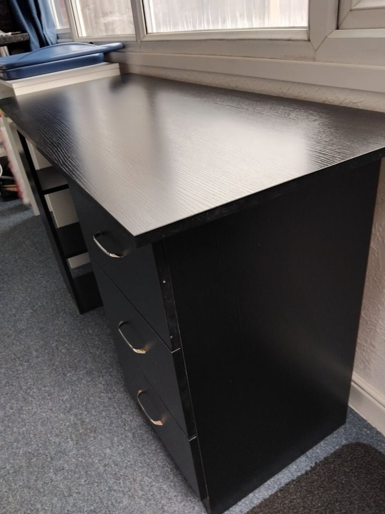 Argos Home Malibu 3 Drawer Office Desk -