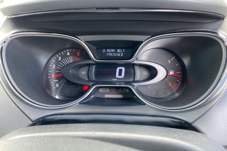 2016 Renault Captur 1.5 dCi 90 Dynamique S Nav 5dr HATCHBACK DIESEL Manual
