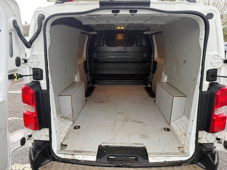 2021 Vauxhall Vivaro 2900 dynamic Lwb l2 air con 68k new timing belt finance available  PANEL VAN...