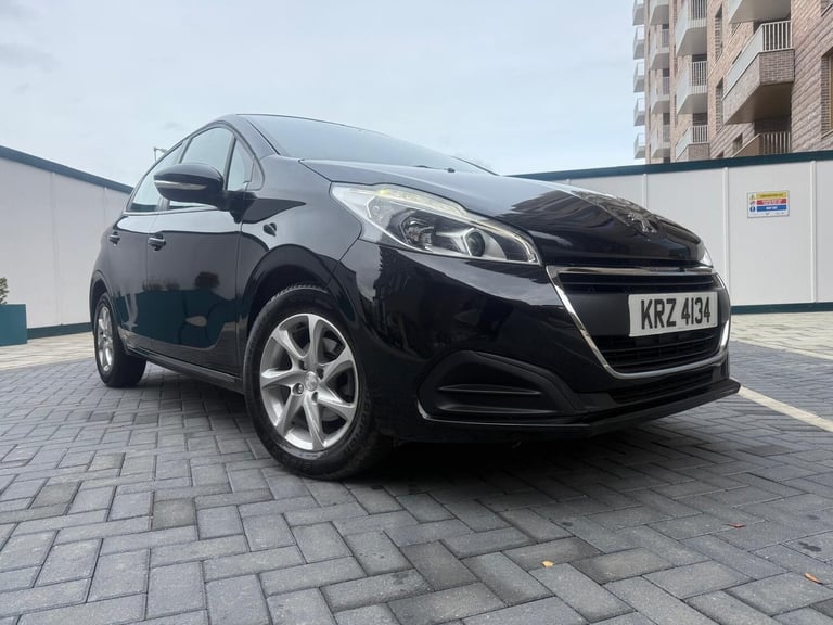 image for  Peugeot 208 1.2 PureTech Active Euro 6 5dr Petrol Manual