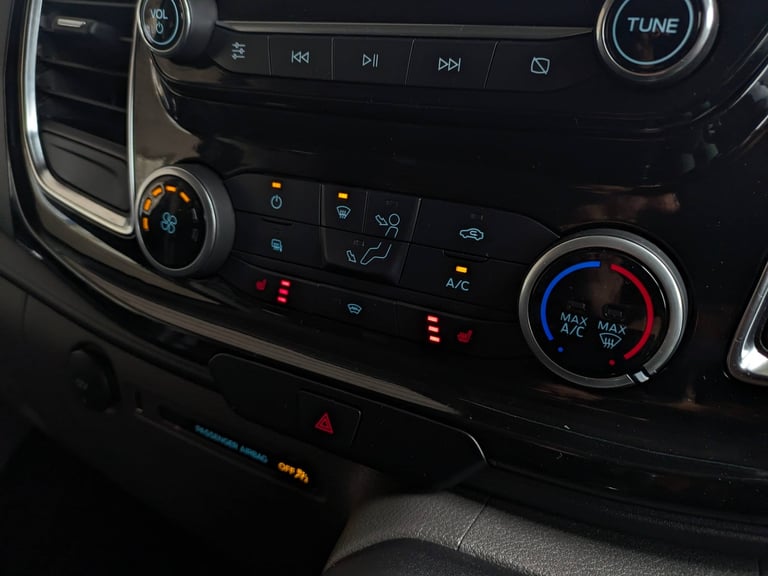 2022 Ford Transit Custom 2.0 EcoBlue 170ps L2 D/Cab Limited Van Auto Double Cab DIESEL Automatic