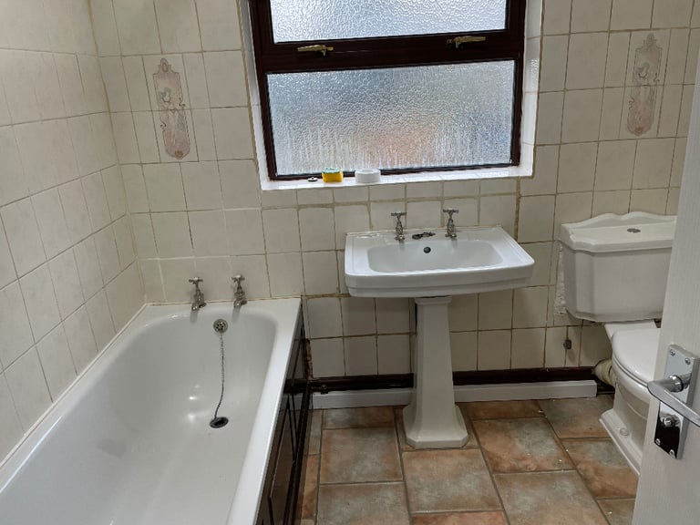Rooms To Rent - DSS / Benefits Only