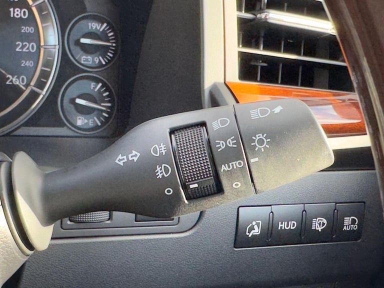 2024 Lexus LX LX570 5.7 V8 Automatic 4X4 8 seats 5dr Petrol Automatic