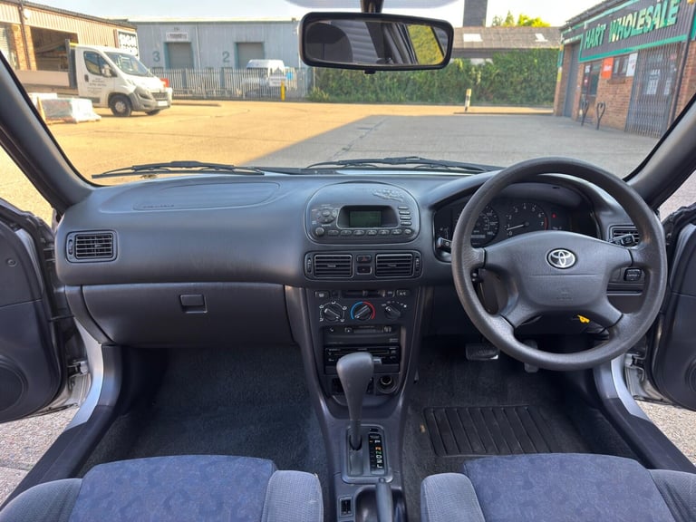 2001 Toyota Corolla 1.6 GS 5dr HATCHBACK Petrol Automatic