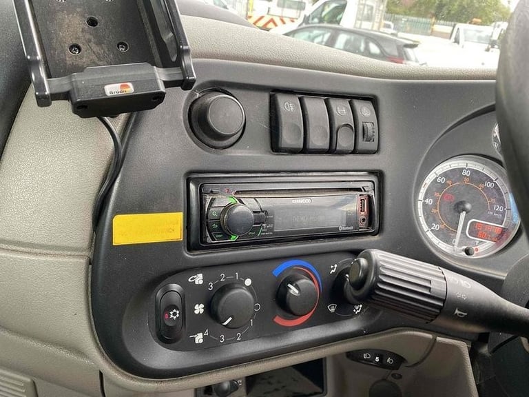 2013 DAF LF 45.210 Beavertail 4.5 Dropside Manual 