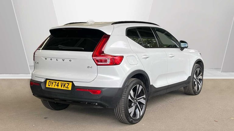 2024 Volvo XC40 2.0 B4P Ultra Dark 5dr Auto SUV Petrol Automatic