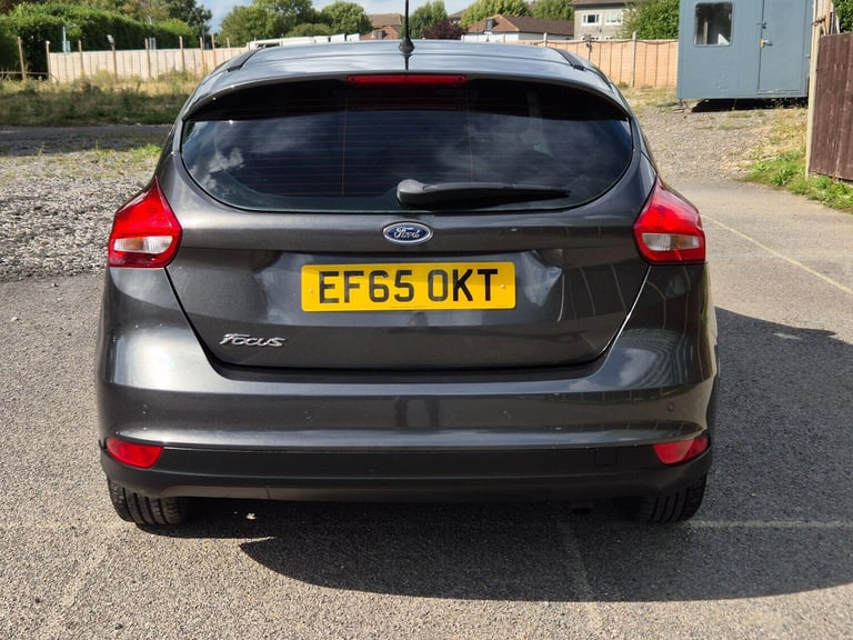 2015 Ford Focus 1.6 Zetec Powershift Euro 6 5dr HATCHBACK Petrol Automatic