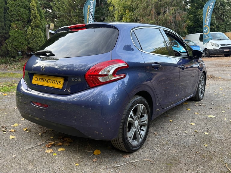 2012 Peugeot 208 1.4 VTi Allure Hatchback 5dr Petrol Manual Euro 5 (95 ps)
