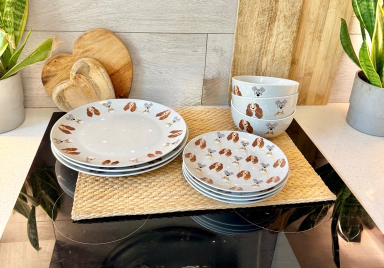 Disney lady & the tramp china dinner set 3 large dinner plates, 4 side plates and 3 bowls
