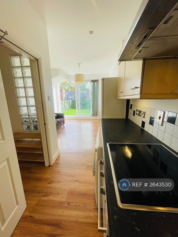 image for 1 bedroom flat in Broomhill, Sheffield, S10 (1 bed) (#2643530)