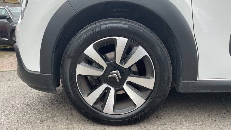 2024 Citroen C3 1.2 PureTech PLUS Hatchback 5dr Petrol EAT6 Euro 6 (s/s) (110 ps) Hatchback Petro...
