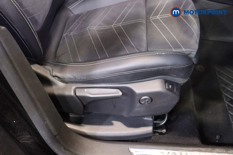 2022 Vauxhall Grandland 1.5 Turbo D Ultimate 5dr Auto SUV Diesel Automatic