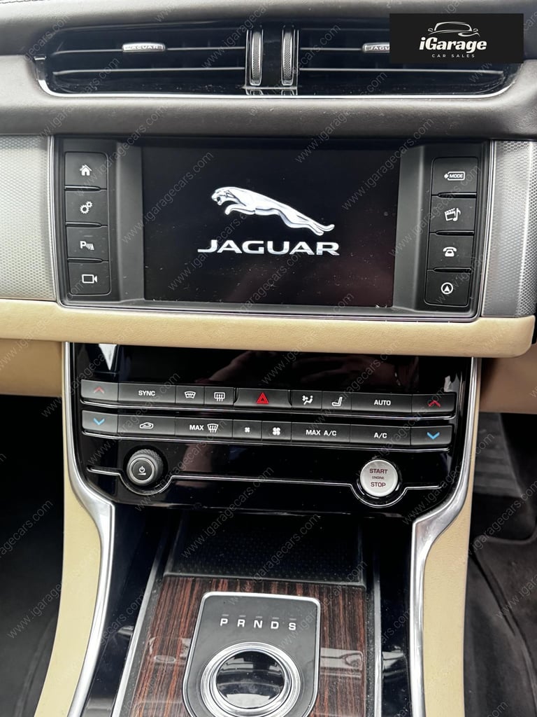 2016 Jaguar XF 2.0d Portfolio Saloon 4dr Diesel Auto Euro 6 (s/s) (180 ps) Saloon Diesel Automatic