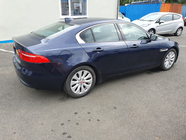 2016 Jaguar XE 2.0d SE 4dr Auto SALOON Diesel Automatic