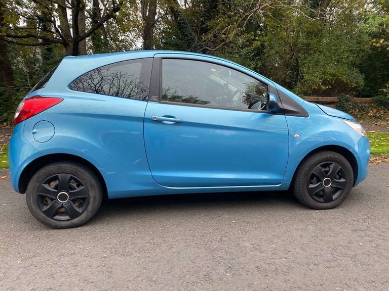 Ford, KA, Hatchback, 2014, Manual, 1242 (cc), 3 doors