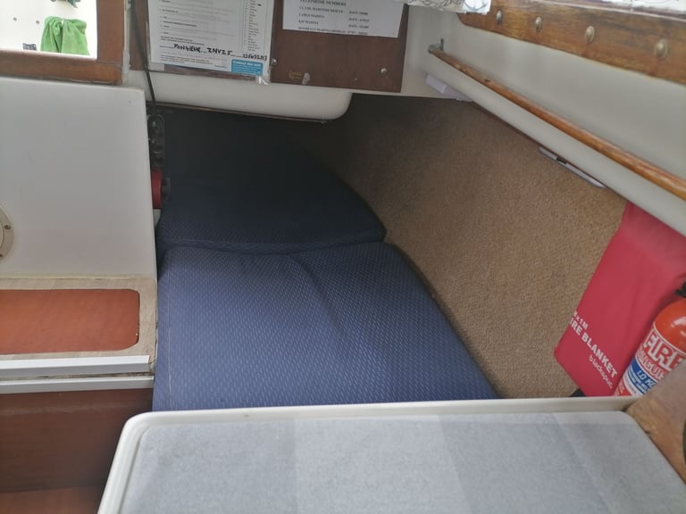 Leisure 23 Sailing Boat