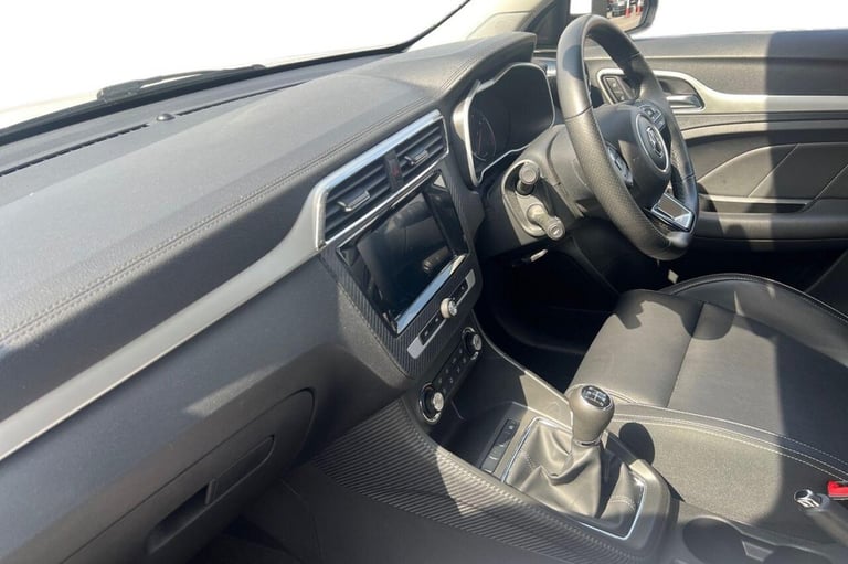 2020 20 MG MG ZS 1.5 VTI-TECH EXCLUSIVE SUV 5DR PETROL MANUAL EURO 6 (S/S) (106 