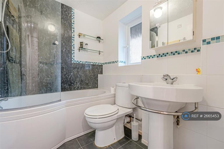 1 bedroom flat in Garamond Court, Redcliffe, Bristol, BS1 (1 bed) (#2665453)