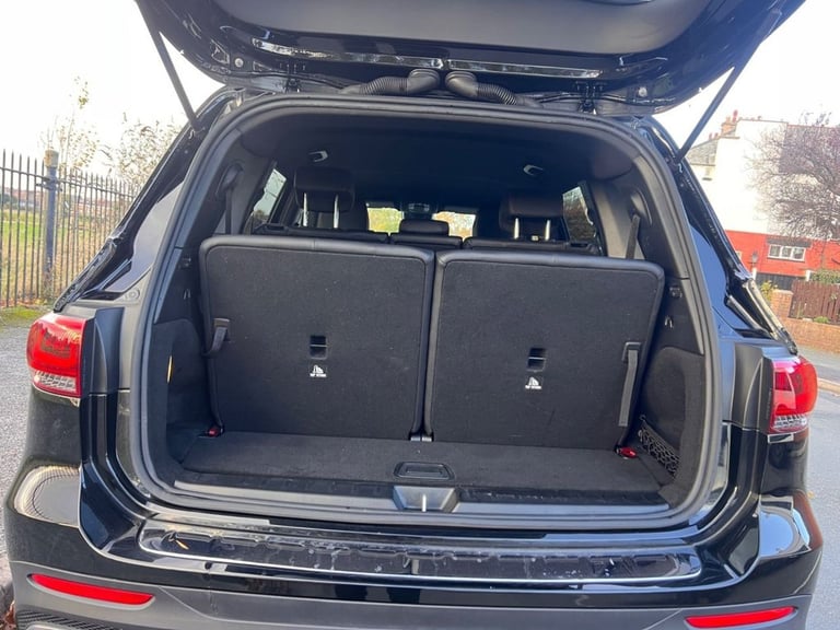 2022 72 MERCEDES-BENZ GLB 2.0 GLB220D AMG LINE SUV 5DR DIESEL 8G-DCT 4MATIC EURO