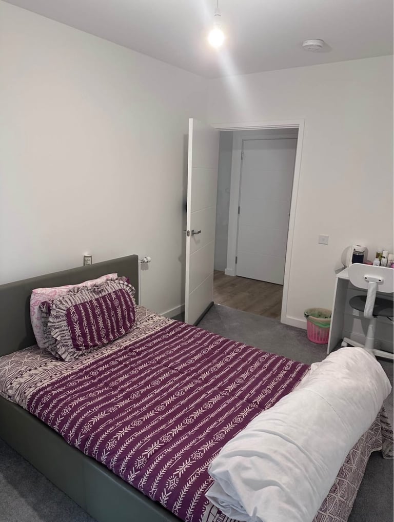 Double Room Available in a Shared Flat For Female Preferably 