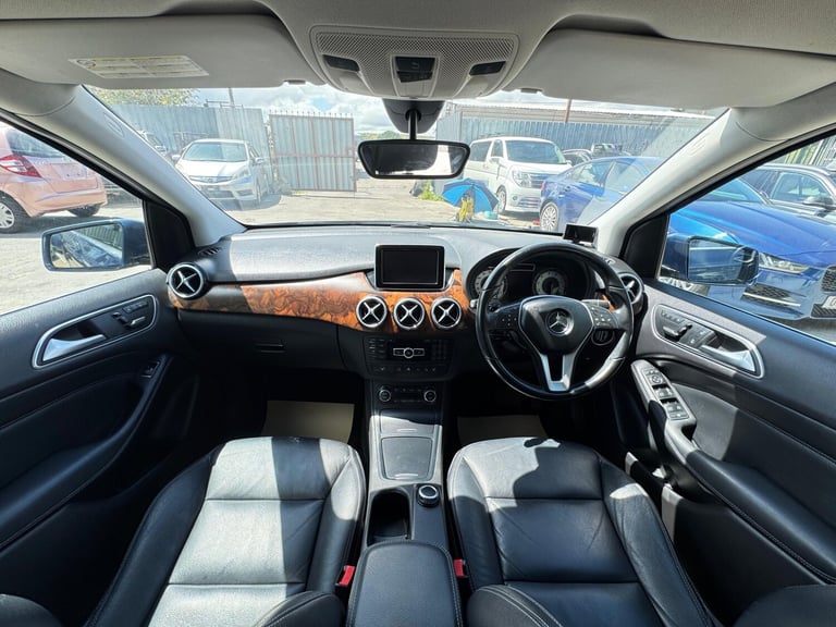 2025 Mercedes-Benz AROCS 1.6 B 180 Blue Efficiency MPV PETROL Automatic