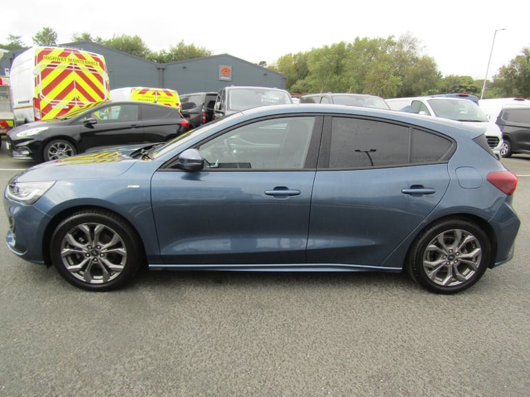 2023 Ford Focus 1.0T EcoBoost ST-Line 5dr - 1 Owner / Protection Pack Hatchback Petrol Manual
